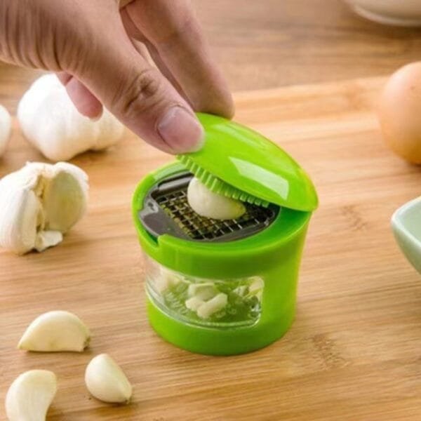 garlic press