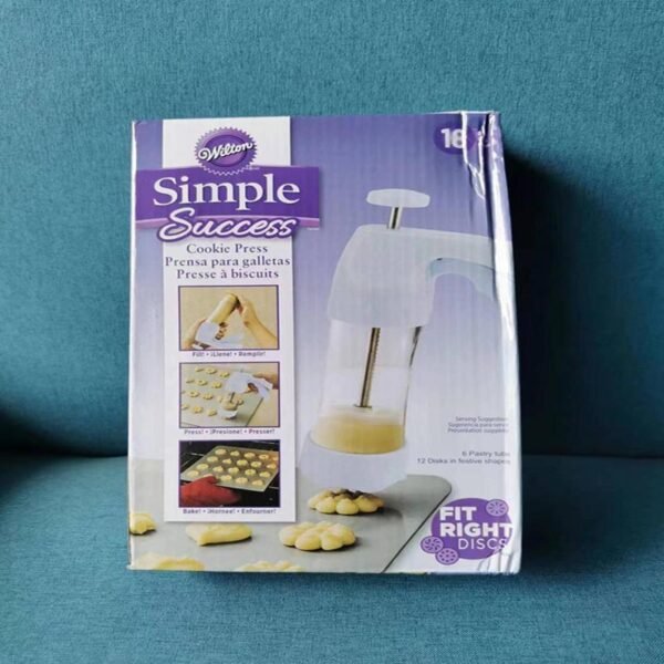 Cookies embossed cream decoration grab 12 fancy cookie molds + 6 decoration nozzles to make cookie molds