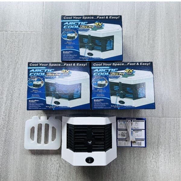 Fifth generation mini office air conditioning fan convenient home desktop cooling fan small spray usb cooling fan