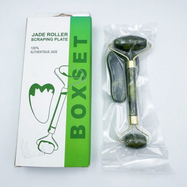 Wholesale Natural Facial Jade Lifting Roller and Gua Sha Massage Tools Jade Roller Set